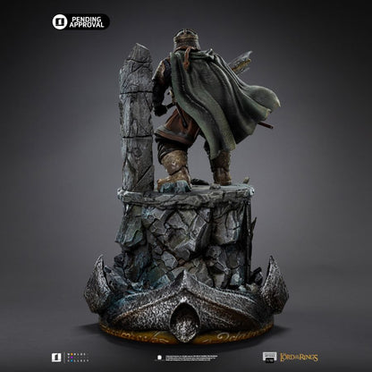 Iron Studios The Lord of the Rings Gimli Unleashed Statue