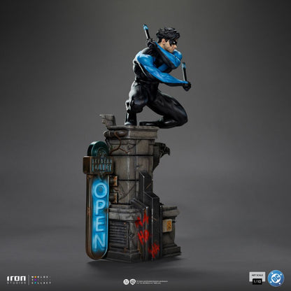 Iron Studios Batman Nightwing 1:10 Scale Statue