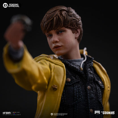 Iron Studios The Goonies Mikey Walsh 1:10 Scale Statue