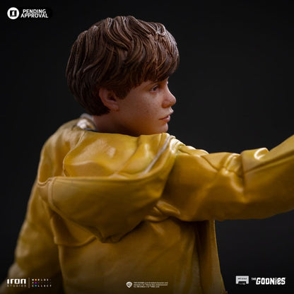 Iron Studios The Goonies Mikey Walsh 1:10 Scale Statue