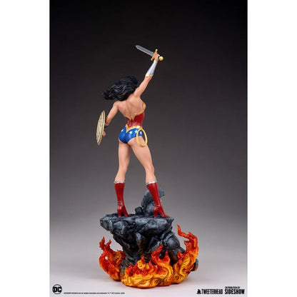 Tweeterhead DC Comics Wonder Woman 1:4 Scale Maquette