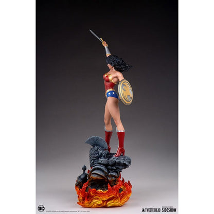 Tweeterhead DC Comics Wonder Woman 1:6 Scale Maquette