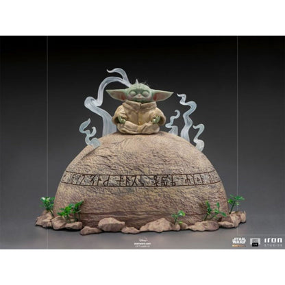 Iron Studios Star Wars: The Mandalorian Grogu Legacy 1:4 Scale Statue
