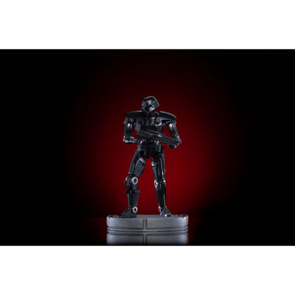 Iron Studios Star Wars: The Mandalorian Dark Trooper 1:10 Scale Statue