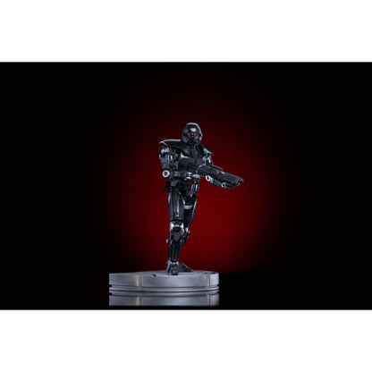 Iron Studios Star Wars: The Mandalorian Dark Trooper 1:10 Scale Statue