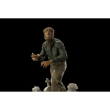 Iron Studios Universal Monsters Wolf Man Deluxe 1:10 Scale Statue