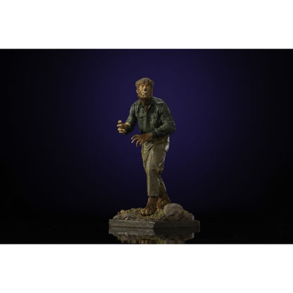 Iron Studios Universal Monsters Wolf Man 1:10 Scale Statue