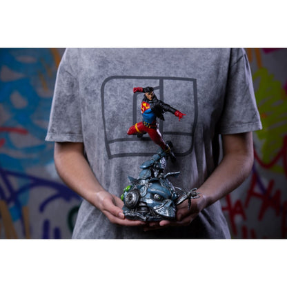 Iron Studios DC Comics Superboy 1:10 Scale Statue