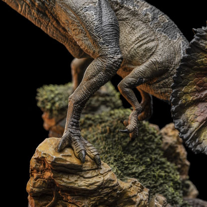 Iron Studios Jurassic World 3: Dominion Dilophosaurus 1:10 Scale Statue