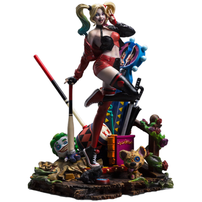 Iron Studios Batman Harley Quinn (Gotham City Sirens) DLX 1:10 Statue