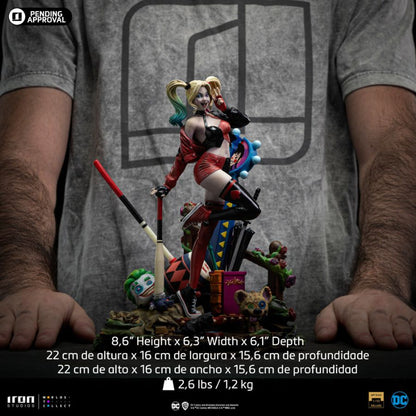 Iron Studios Batman Harley Quinn (Gotham City Sirens) DLX 1:10 Statue