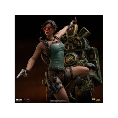 Iron Studios Tomb Raider Lara Croft Deluxe 1:10 Scale Statue