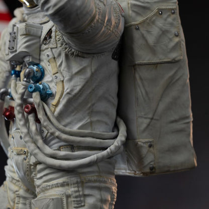 Iron Studios Apollo 11 Astronaut 1:10 Scale Statue