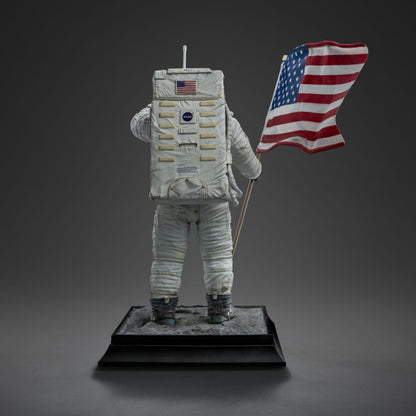 Iron Studios Apollo 11 Astronaut 1:10 Scale Statue