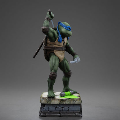 Iron Studios Teenage Mutant Ninja Turtles (1990) Leonardo 1:10 Scale Statue