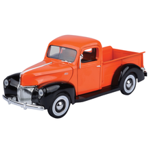 Motormax Timeless Legends 1940 Ford Pickup [Orange] 1:18 Scale Diecast Vehicle