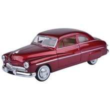 Motormax Timeless Legends 1949 Mercury Coupe [Red] 1:24 Scale Diecast Vehicle