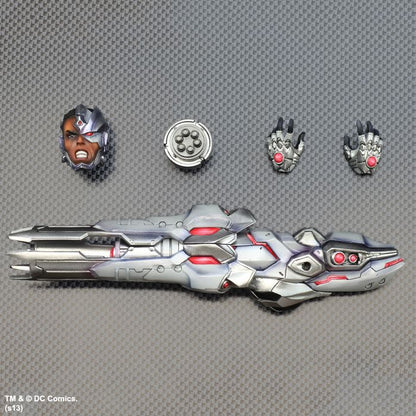 Square Enix DC Comics Cyborg Play Arts Action Figure