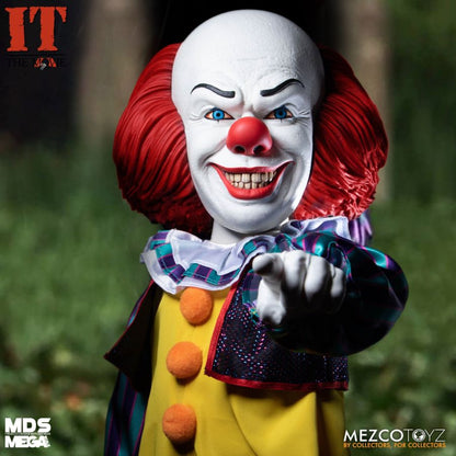 Mezco Toyz It (1990) Pennywise 15" Talking Figure