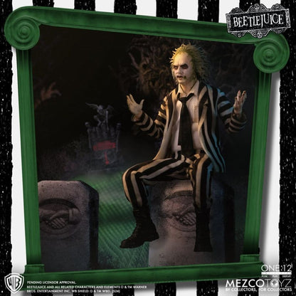 Mezco Toyz Beetlejuice Beetlejuice Deluxe One:12 Collective Action Figure
