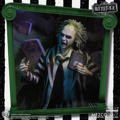 Mezco Toyz Beetlejuice Beetlejuice Deluxe One:12 Collective Action Figure