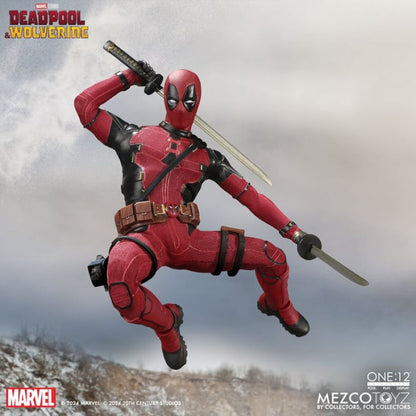Mezco Toyz Deadpool & Wolverine Deadpool One:12 Collective Action Figure