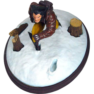 Diamond Select Toys Marvel Comics Wolverine In Snow Resin Statue