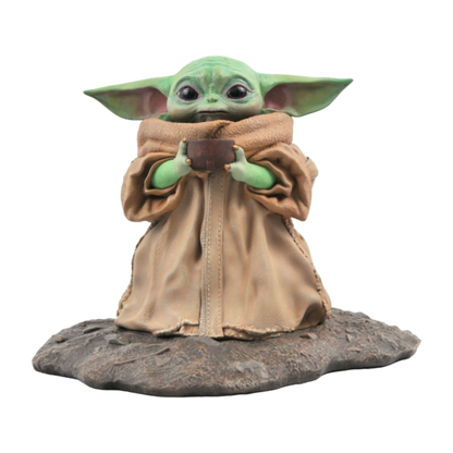 Diamond Select Toys Star Wars: The Mandalorian The Child with Soup Bowl 1:2 Scale Statue