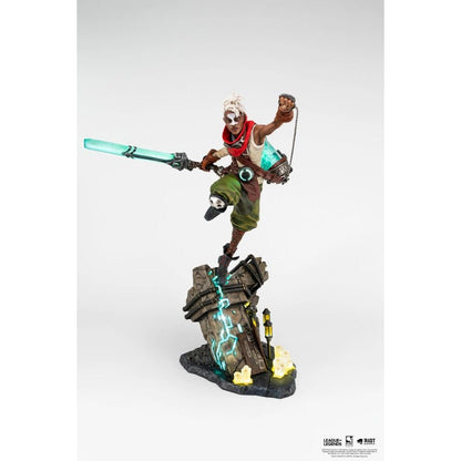 Pure Arts League of Legends Ekko 1:4 Scale Statue