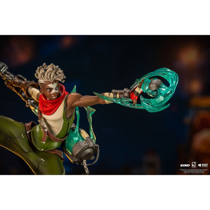 Pure Arts 2XKO Ekko & Ahri 1:10 Scale Diorama