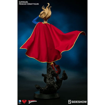 Sideshow Collectibles DC Comics Supergirl Premium Format 1:4 Scale Statue