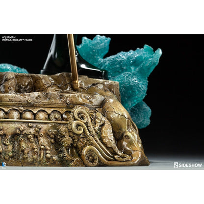 Sideshow Collectibles DC Comics Aquaman Premium Format 1:4 Scale Statue