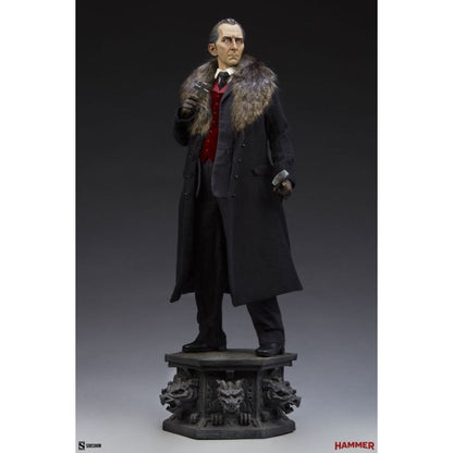Sideshow Collectibles Dracula Van Helsing Premium Format Statue