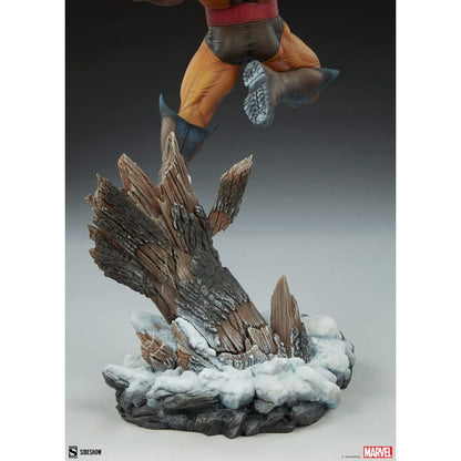 Sideshow Collectibles Marvel Comics Wolverine Premium Format Statue