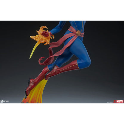 Sideshow Collectibles Marvel Comics Captain Marvel Statue