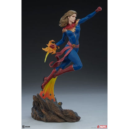 Sideshow Collectibles Marvel Comics Captain Marvel Statue
