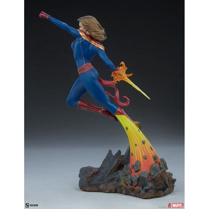 Sideshow Collectibles Marvel Comics Captain Marvel Statue
