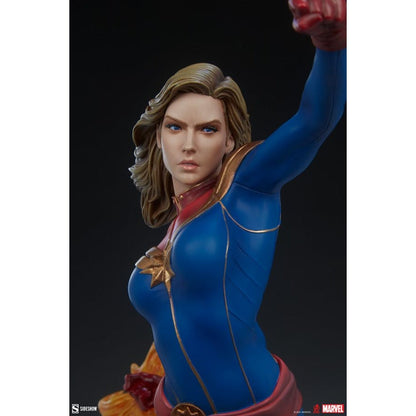 Sideshow Collectibles Marvel Comics Captain Marvel Statue