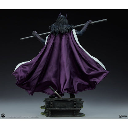 Sideshow Collectibles DC Comics Huntress Premium Format Statue