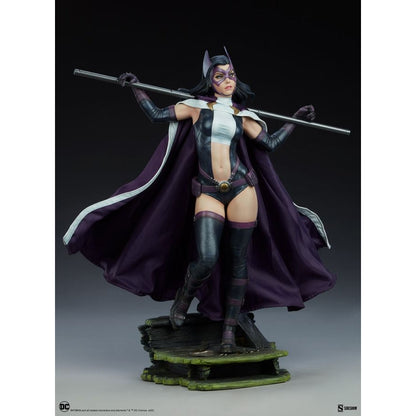 Sideshow Collectibles DC Comics Huntress Premium Format Statue