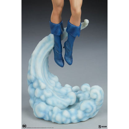 Sideshow Collectibles DC Comics Power Girl Premium Format Statue