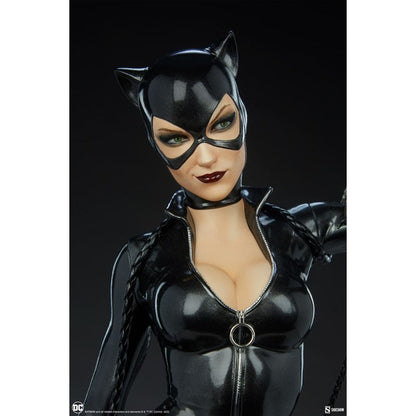 Sideshow Collectibles DC Comics Catwoman Premium Format Statue