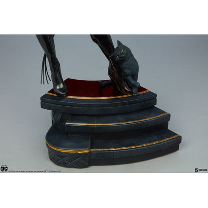 Sideshow Collectibles DC Comics Catwoman Premium Format Statue