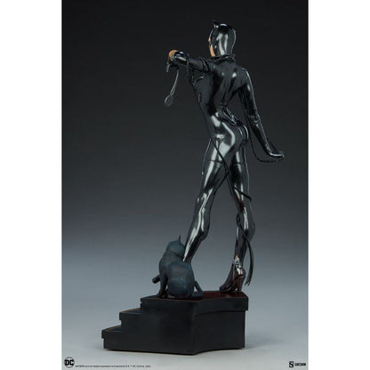 Sideshow Collectibles DC Comics Catwoman Premium Format Statue