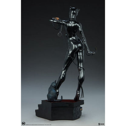 Sideshow Collectibles DC Comics Catwoman Premium Format Statue