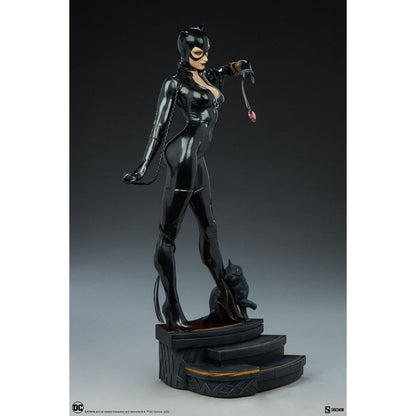 Sideshow Collectibles DC Comics Catwoman Premium Format Statue