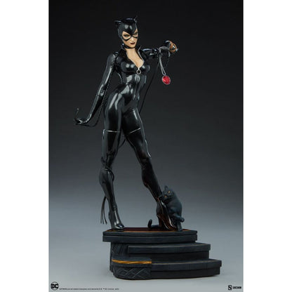 Sideshow Collectibles DC Comics Catwoman Premium Format Statue