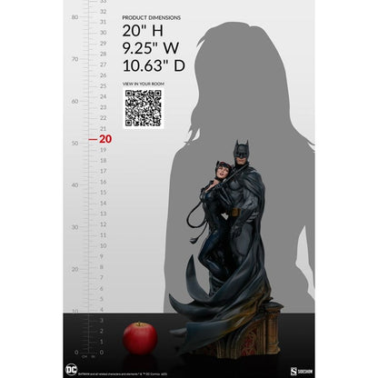 Sideshow Collectibles DC Comics Batman & Catwoman Diorama