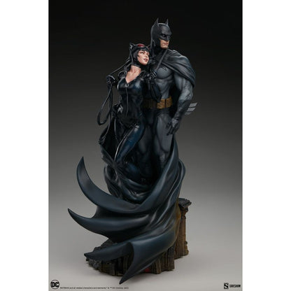 Sideshow Collectibles DC Comics Batman & Catwoman Diorama