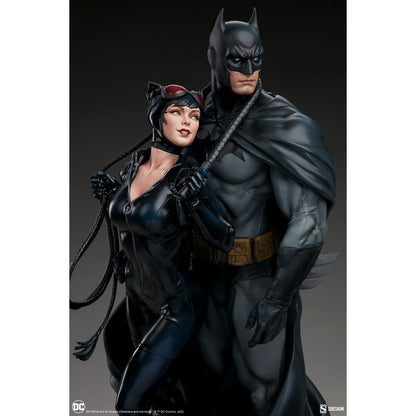 Sideshow Collectibles DC Comics Batman & Catwoman Diorama